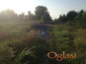 ** ODLIČAN PLAC ** DOBRA LOKACIJA **